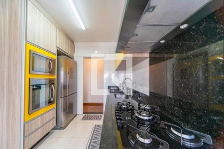 Apartamento à venda com 93m², 2 quartos e 2 vagasCozinha 