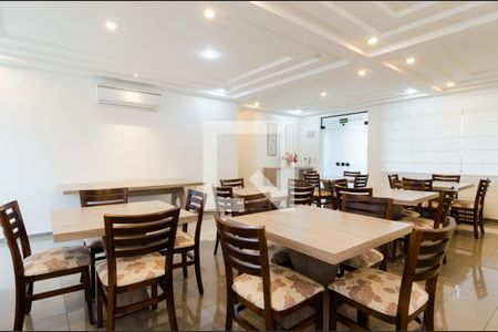 Apartamento à venda com 93m², 2 quartos e 2 vagasÁrea comum - Salão de festas