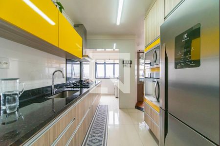 Apartamento à venda com 93m², 2 quartos e 2 vagasCozinha 