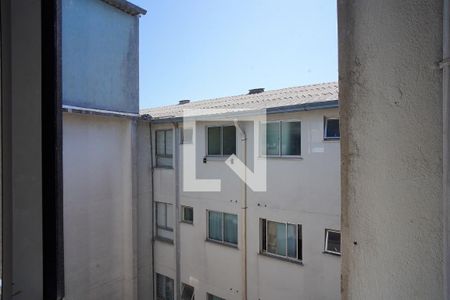 Sala - Vista de apartamento à venda com 2 quartos, 48m² em Rubem Berta, Porto Alegre
