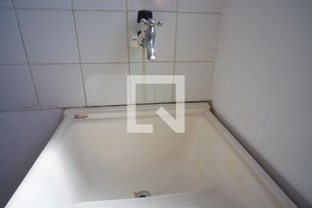Cozinha e Área de Serviço de apartamento à venda com 2 quartos, 48m² em Rubem Berta, Porto Alegre