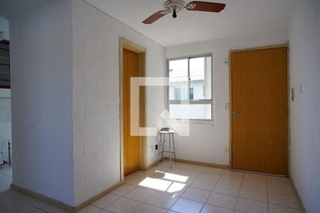 Sala de apartamento à venda com 2 quartos, 48m² em Rubem Berta, Porto Alegre