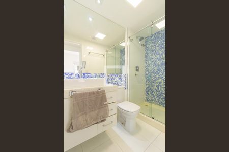 Apartamento à venda com 55m², 2 quartos e 1 vaga Apartamento à venda com 55m², 2 quartos e 1 vagaBanheiro