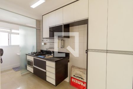 Apartamento à venda com 55m², 2 quartos e 1 vaga Apartamento à venda com 55m², 2 quartos e 1 vagaCozinha