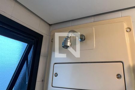 Apartamento à venda com 60m², 2 quartos e 2 vagasBanheiro Social