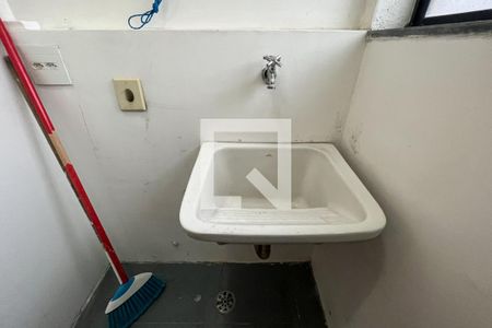 Apartamento à venda com 60m², 2 quartos e 2 vagasÁrea de Serviço