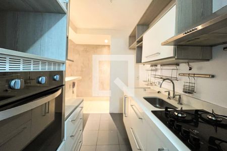 Apartamento à venda com 60m², 2 quartos e 2 vagasCozinha