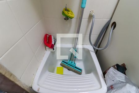 Apartamento à venda com 84m², 3 quartos e 2 vagas Apartamento à venda com 84m², 3 quartos e 2 vagasÁrea de Serviço