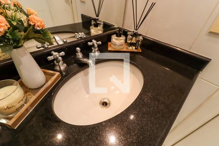 Apartamento à venda com 84m², 3 quartos e 2 vagas Apartamento à venda com 84m², 3 quartos e 2 vagasBanheiro Corredor