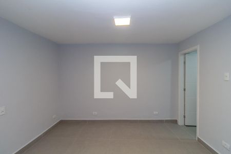 Casa à venda com 180m², 3 quartos e 2 vagas Casa à venda com 180m², 3 quartos e 2 vagasQuarto 3 - Suíte