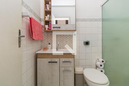 Banheiro de apartamento para alugar com 1 quarto, 35m² em Floresta, Porto Alegre