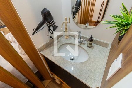 Studio para alugar com 25m², 1 quarto e sem vaga Studio para alugar com 25m², 1 quarto e sem vagaBanheiro