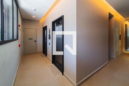 Studio para alugar com 25m², 1 quarto e sem vaga Studio para alugar com 25m², 1 quarto e sem vagaHall de Entrada