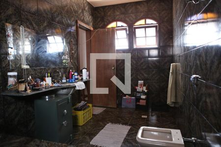 Casa à venda com 360m², 4 quartos e 2 vagasBanheiro Suíte