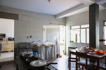 Casa à venda com 360m², 4 quartos e 2 vagasLavanderia 