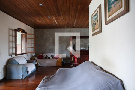 Sala 2 andar de casa à venda com 4 quartos, 360m² em Guarani, Belo Horizonte