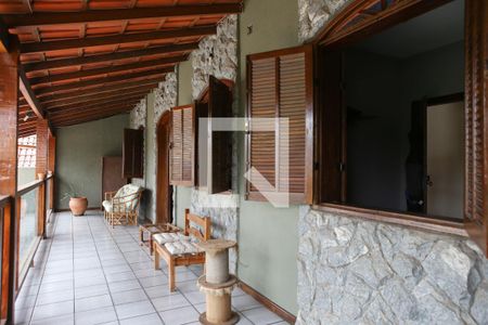 Varanda 2 andar de casa à venda com 4 quartos, 360m² em Guarani, Belo Horizonte