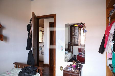 Casa à venda com 360m², 4 quartos e 2 vagasQuarto 4