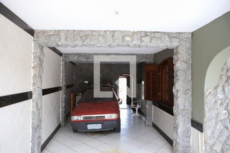 Casa à venda com 360m², 4 quartos e 2 vagasÁrea Externa - Garagem coberta
