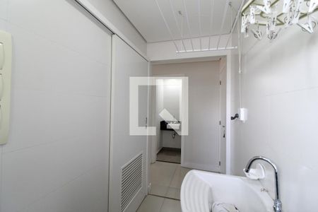 Apartamento à venda com 76m², 2 quartos e 1 vagaÁrea de Serviço
