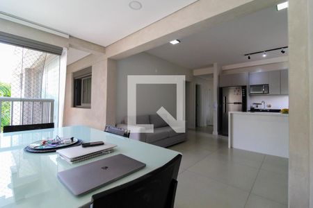 Sala de apartamento à venda com 2 quartos, 76m² em Indianópolis, São Paulo