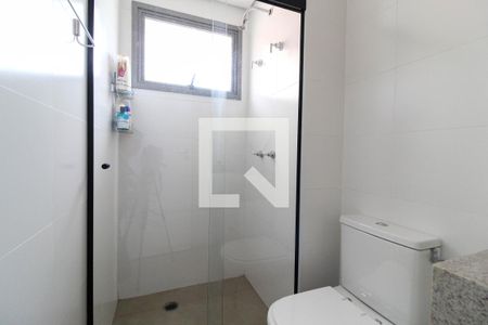 Apartamento à venda com 76m², 2 quartos e 1 vagaBanheiro da Suíte 1