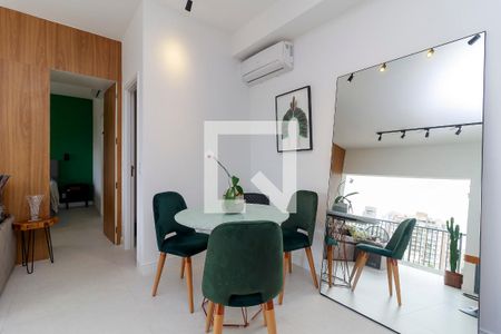 Sala de apartamento à venda com 1 quarto, 65m² em Vila Cordeiro, São Paulo
