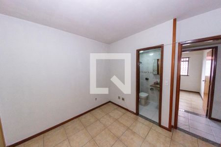 Suíte de apartamento para alugar com 2 quartos, 73m² em Brás de Pina, Rio de Janeiro