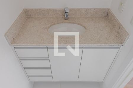 Banheiro de kitnet/studio à venda com 1 quarto, 39m² em Pinheiros, São Paulo