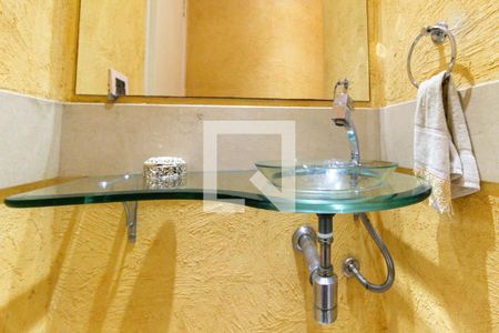 Apartamento à venda com 226m², 4 quartos e 3 vagasBanheiro