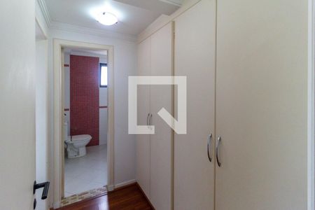 Apartamento à venda com 226m², 4 quartos e 3 vagasQuarto 2