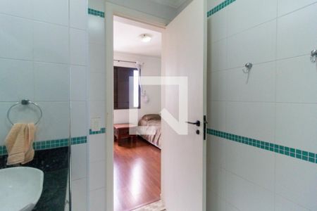 Apartamento à venda com 226m², 4 quartos e 3 vagasBanheiro do quarto 3