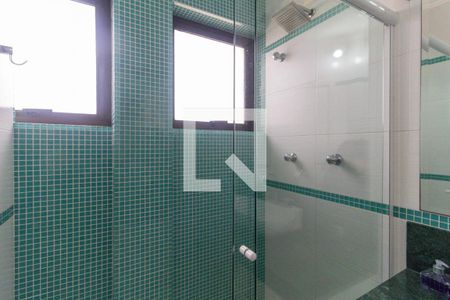 Apartamento à venda com 226m², 4 quartos e 3 vagasBanheiro do quarto 1