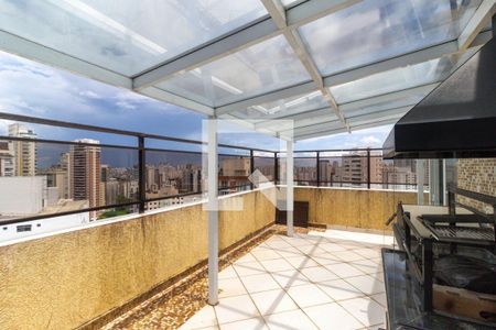 Apartamento à venda com 226m², 4 quartos e 3 vagasChurrasqueira