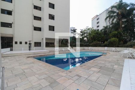 Apartamento à venda com 226m², 4 quartos e 3 vagasPiscina