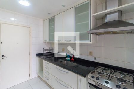 Apartamento à venda com 226m², 4 quartos e 3 vagasCopa e cozinha
