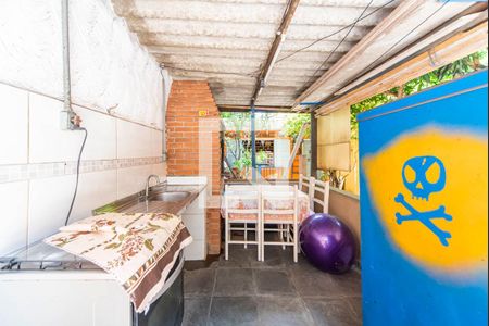 Casa à venda com 200m², 2 quartos e 2 vagas Casa à venda com 200m², 2 quartos e 2 vagasÁrea Gourmet