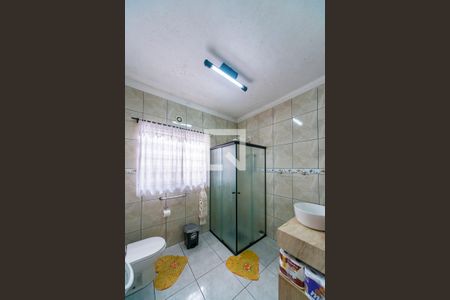 Casa à venda com 200m², 2 quartos e 2 vagas Casa à venda com 200m², 2 quartos e 2 vagasBanheiro