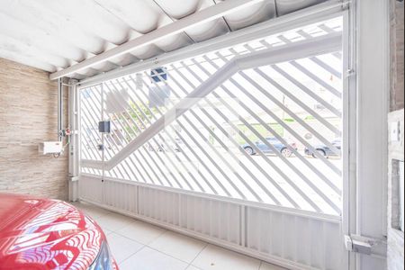 Casa à venda com 200m², 2 quartos e 2 vagas Casa à venda com 200m², 2 quartos e 2 vagasGaragem