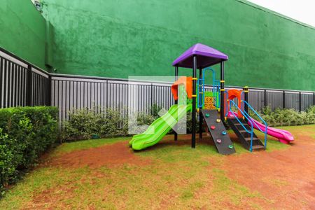Studio para alugar com 28m², 1 quarto e sem vaga Studio para alugar com 28m², 1 quarto e sem vagaÁrea comum - Playground
