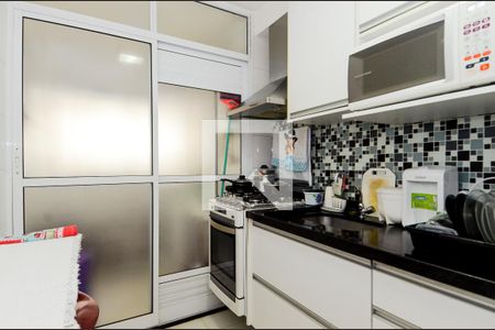 Apartamento à venda com 75m², 3 quartos e 2 vagasCozinha