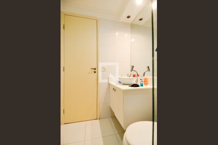 Apartamento à venda com 75m², 3 quartos e 2 vagasBanheiro Social