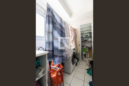 Apartamento à venda com 100m², 3 quartos e 2 vagas Apartamento à venda com 100m², 3 quartos e 2 vagasÁrea de serviço