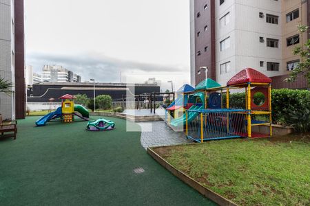 Apartamento à venda com 100m², 3 quartos e 2 vagas Apartamento à venda com 100m², 3 quartos e 2 vagasPlayground