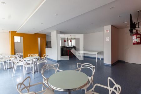 Apartamento à venda com 100m², 3 quartos e 2 vagas Apartamento à venda com 100m², 3 quartos e 2 vagasSalão de festas
