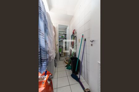 Apartamento à venda com 100m², 3 quartos e 2 vagas Apartamento à venda com 100m², 3 quartos e 2 vagasÁrea de serviço