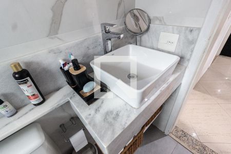 Banheiro de apartamento à venda com 3 quartos, 100m² em Carandiru, São Paulo