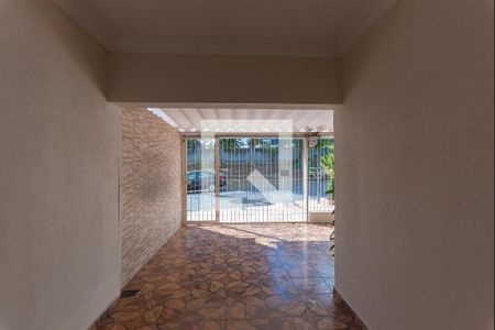 Casa à venda com 132m², 2 quartos e 3 vagas Casa à venda com 132m², 2 quartos e 3 vagasGaragem