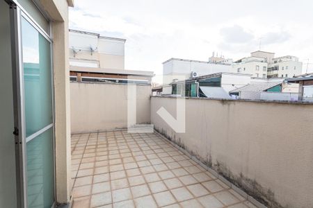 Apartamento à venda com 140m², 4 quartos e 3 vagas Apartamento à venda com 140m², 4 quartos e 3 vagasCobertura