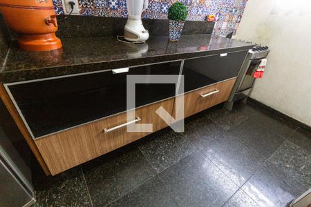 Apartamento à venda com 140m², 4 quartos e 3 vagas Apartamento à venda com 140m², 4 quartos e 3 vagasArmário da Cozinha/Área de Serviço